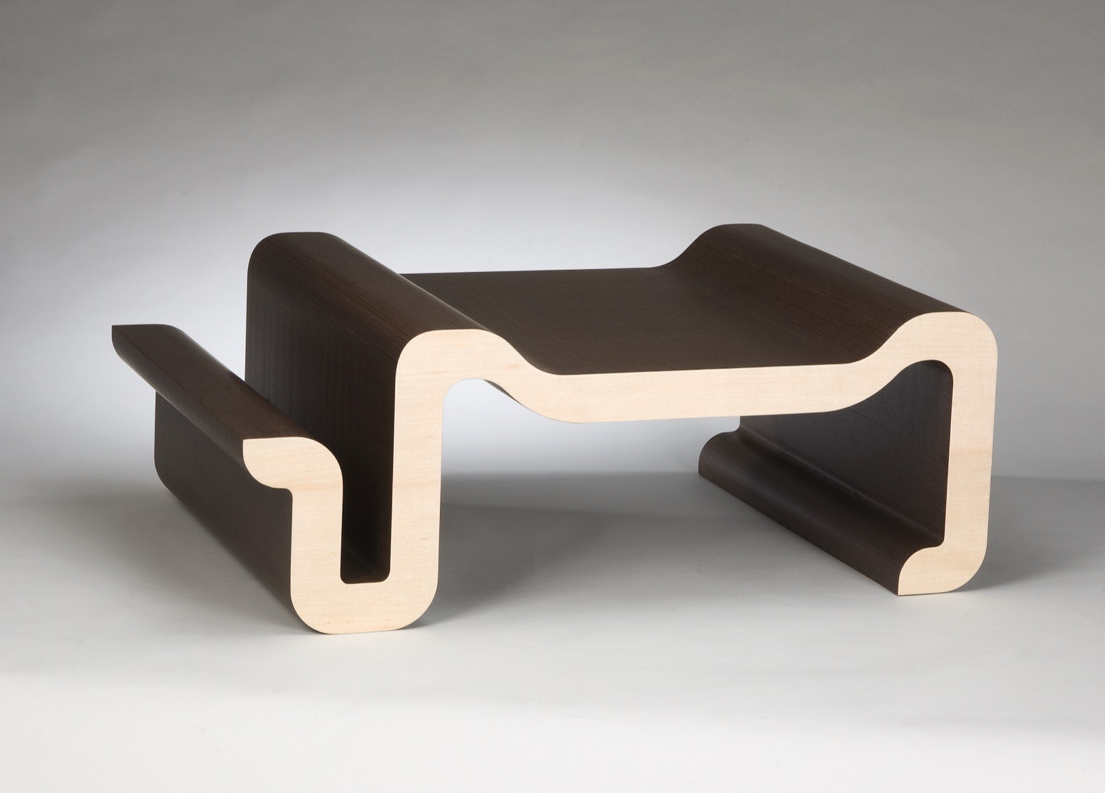 Snake Table